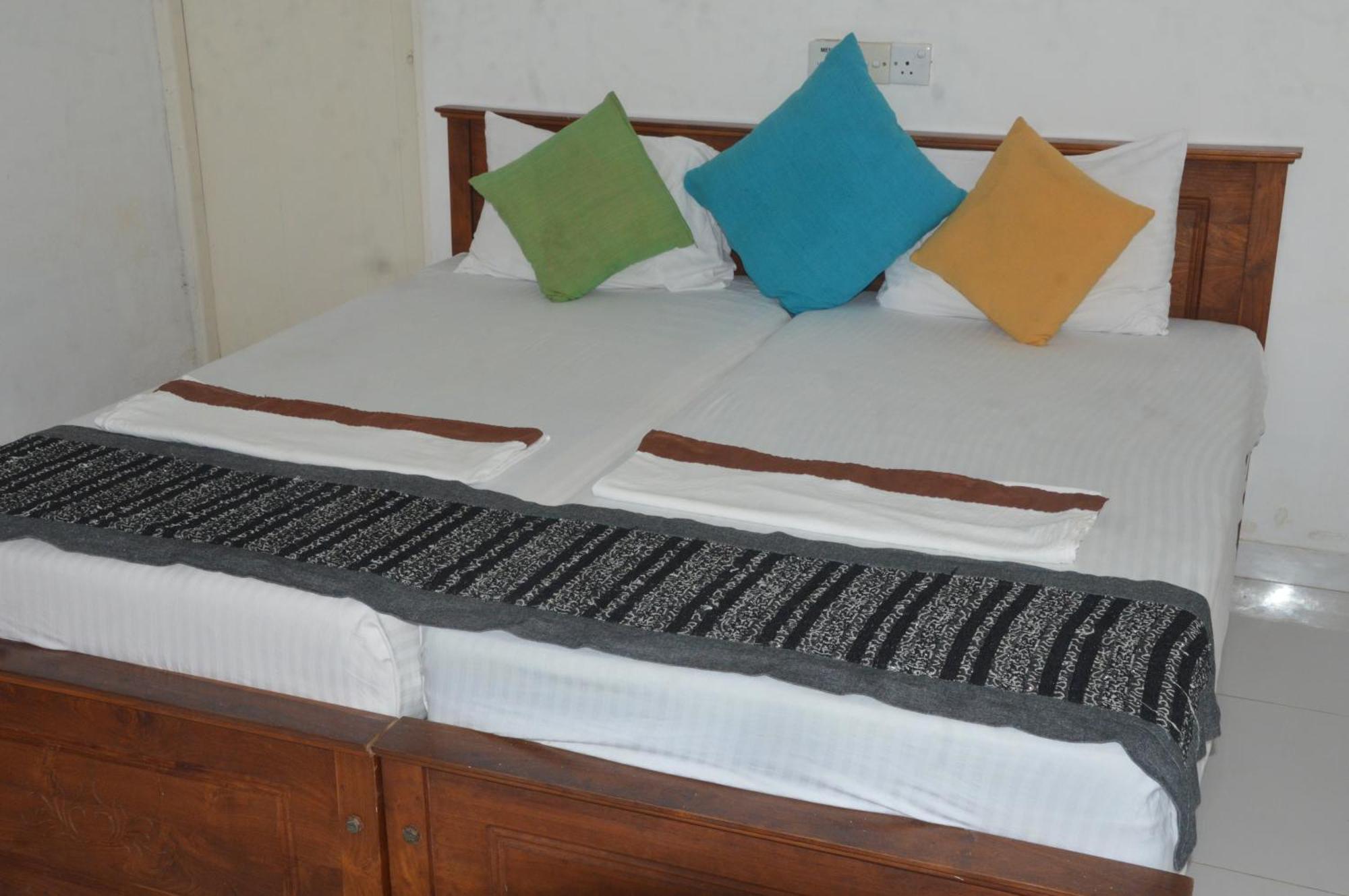 Weligama Bay View Hotel Exterior photo